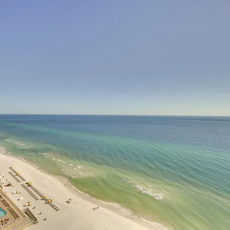 Gulf Coast Getaway With Balcony And Resort Amenities!